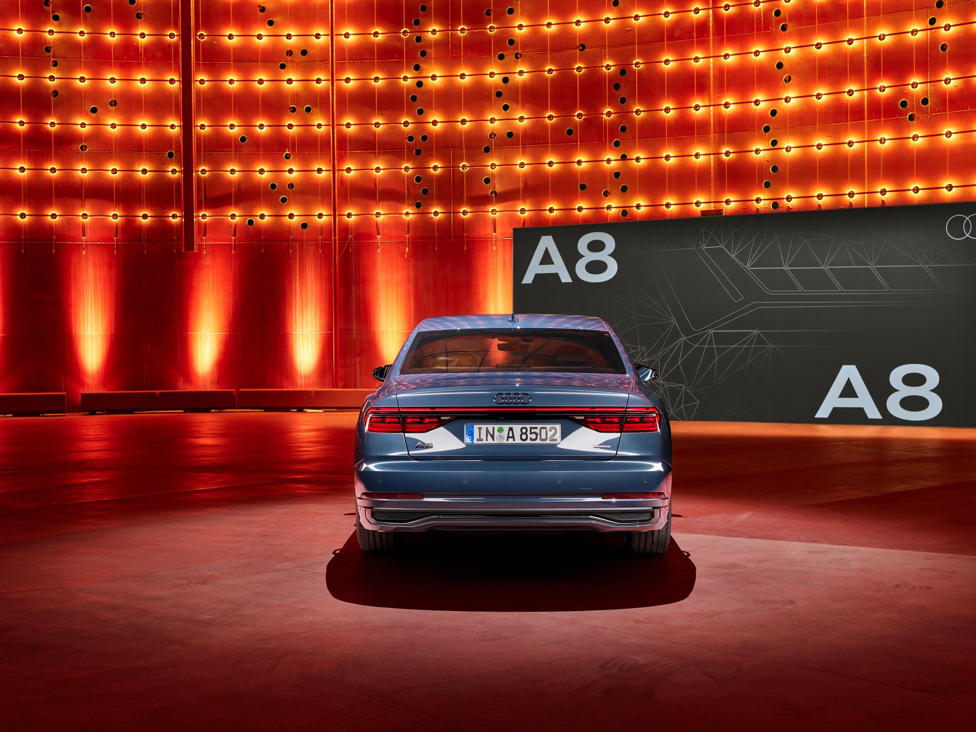 Audi A8 - 05